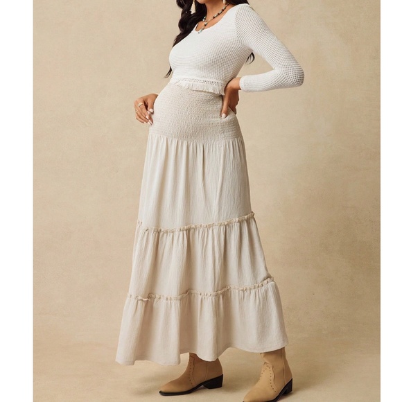 Maternity Waffle Cropped Long Sleeve Top Maxi Skirt Set - Picture 3 of 6